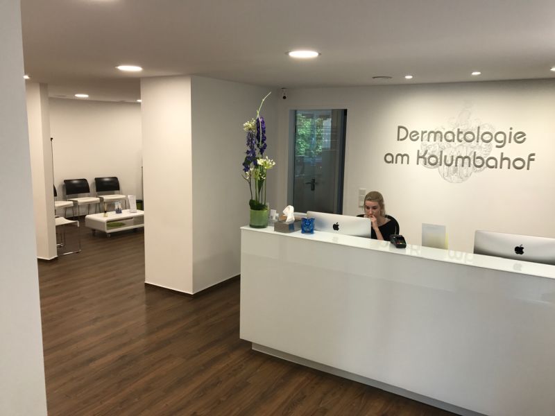 Dermatologie am Kolumbahof - Empfang 2